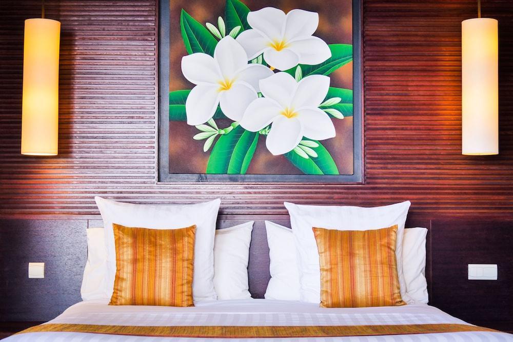 Hotel Tieti Poindimié 外观 照片