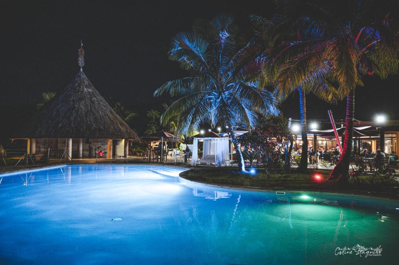 Hotel Tieti Poindimié 外观 照片