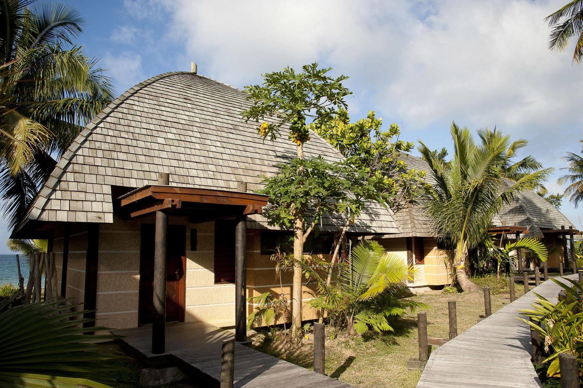 Hotel Tieti Poindimié 外观 照片
