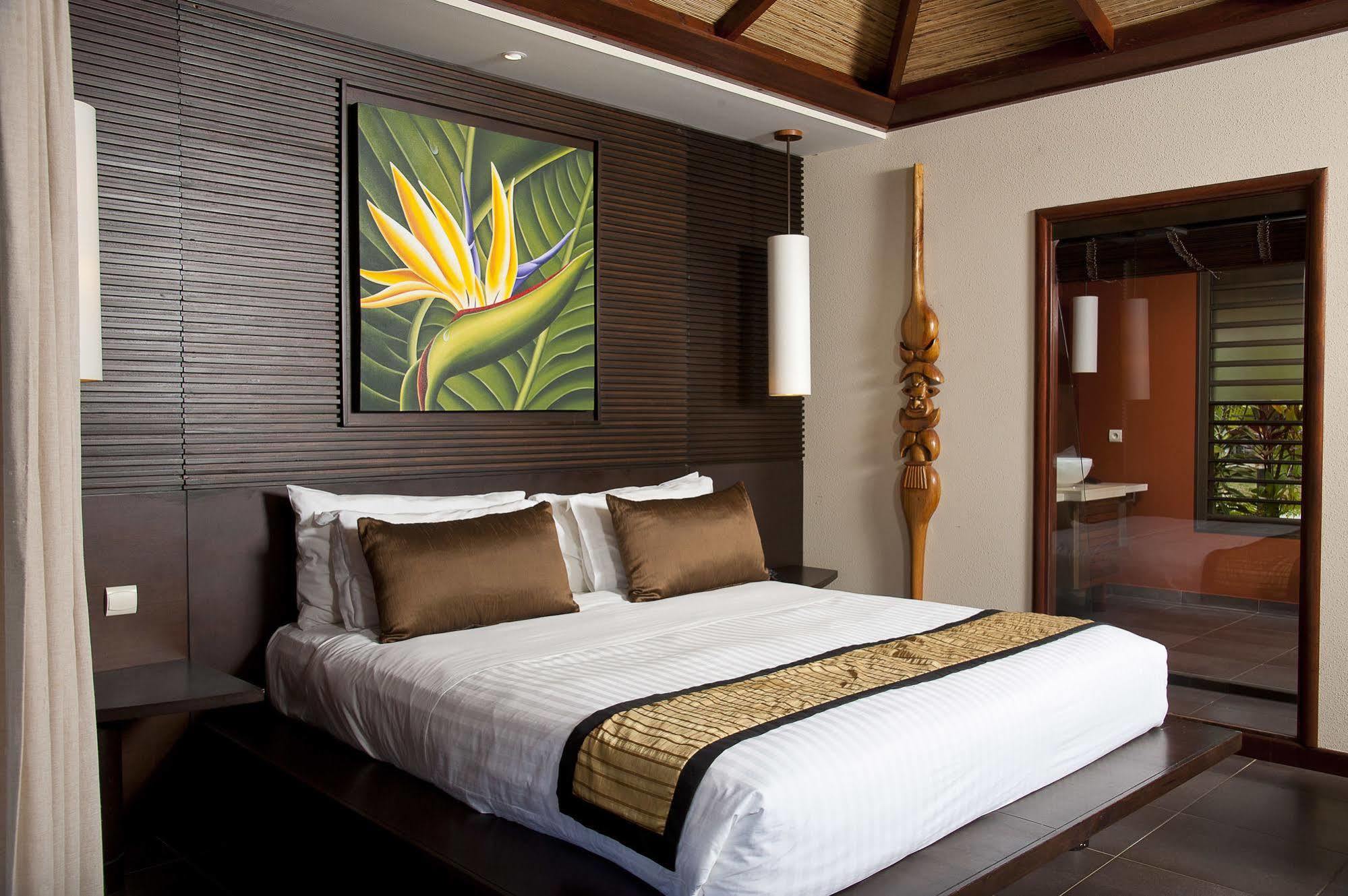 Hotel Tieti Poindimié 外观 照片